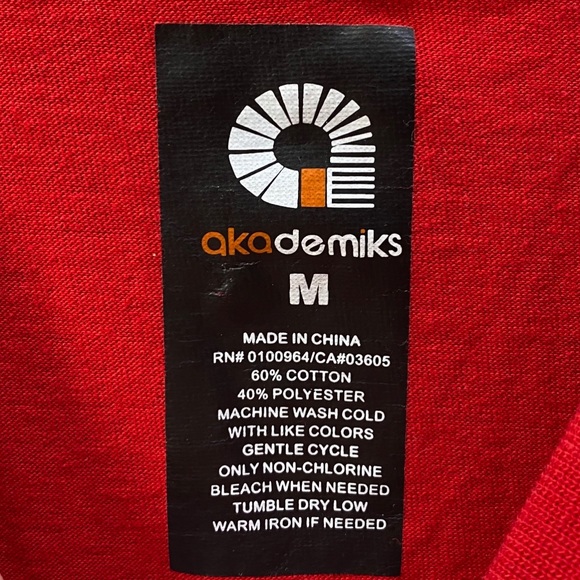 Akademiks Medusa Tee Shirt - Picture 3 of 4